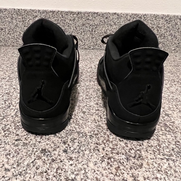 Jordan Black Cat